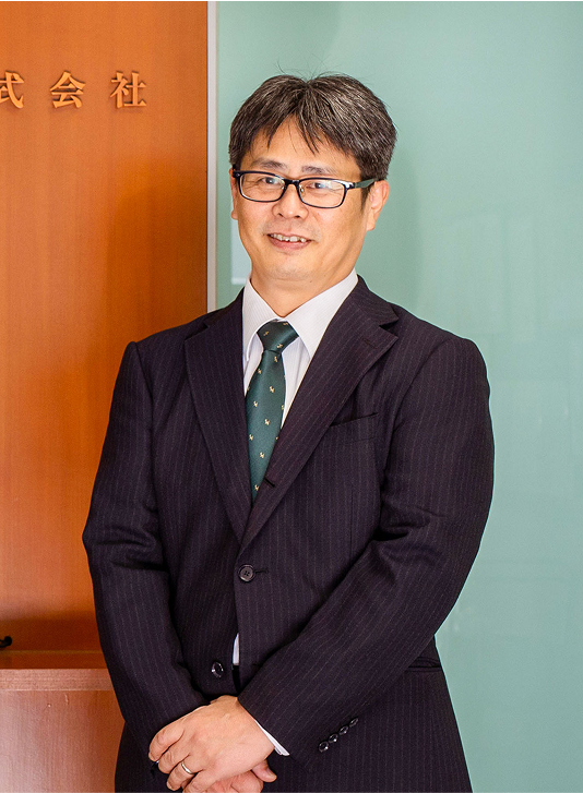 平尾 泰久